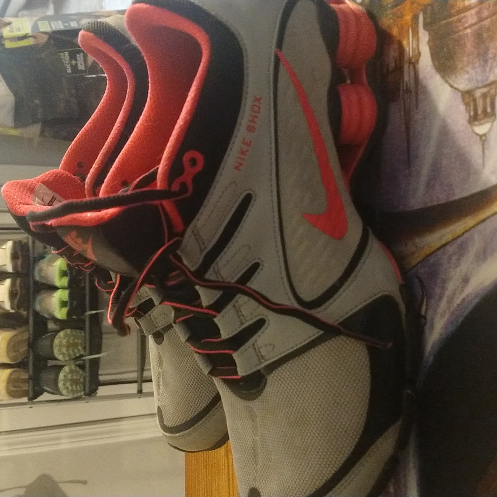 Pink Nike Shox